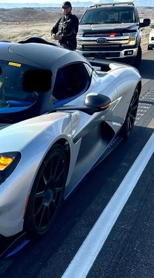 Φαντάσου να σταματάς πρωτότυπο hypercar που κάνει δοκιμές