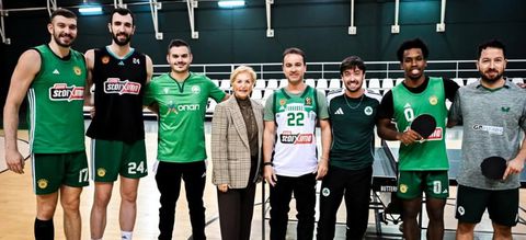 Οι παίκτες του Παναθηναϊκού AKTOR αναμετρήθηκαν με την ομάδα πινγκ πονγκ στα... τραπέζια! (pics)