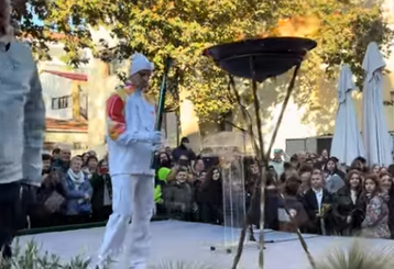 Ποιος διεθνής ποδοσφαιριστής ήταν πρώτος λαμπαδηδρόμος στα Γιαννιτσά (vid)