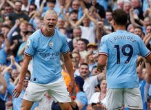 Γκουαρντιόλα: «Χάαλαντ και Αλβαρες μπορούν μαζί»