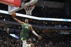 H πρώτη εντυπωσιακή παράσταση του Αντετοκούνμπο για το 2024 (vid)