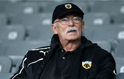 Τρέλα: «Ακύρωσα παράσταση για να δω την ΑΕΚ, δεν θα το ξανακάνω»