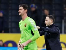 Ο Κουρτουά αφήνει (;) πίσω την κόντρα με τον Τεντέσκο: «Θέλω να παίξω ξανά, να πω "αντίο"»