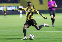 Παραμένουν κλινήρεις και αμφίβολοι Σίστο και Σιφουέντες