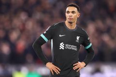 Βανδαλισμός σε τοιχογραφία του Άρνολντ από οπαδούς της Λίβερπουλ