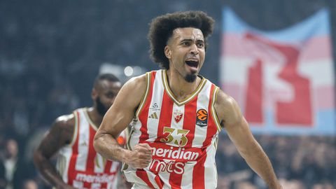 Ο Ερυθρός Αστέρας «σκόρπισε» την Αναντολού Εφές στην Κωνσταντινούπολη