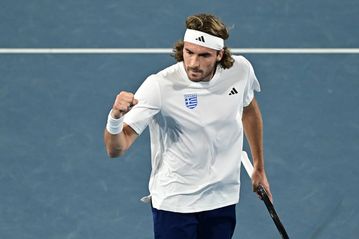 Νίκη για τον Τσιτσιπά στο United Cup και 2-0 για την Ελλάδα! (vid)