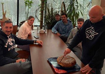 Πρωτοχρονιά στο Γερεβάν για πέντε Έλληνες κολυμβητές/τριες