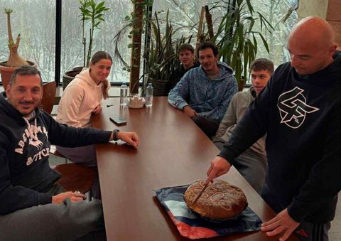 Πρωτοχρονιά στο Γερεβάν για πέντε Έλληνες κολυμβητές/τριες