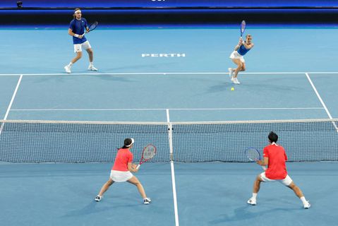 Τσιτσιπάς και Σάκκαρη έκαναν το 3-0 για την Ελλάδα στο United Cup (vid)