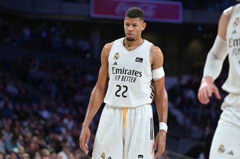 ΡΕΑΛ ΜΑΔΡΙΤΗΣ - ΝΤΟΥΜΠΑΪ BC