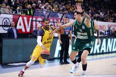 Παρελθόν από την ΑΕΚ ο Τζιάν Κλαβέλ