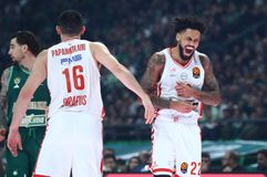 Ρεσιτάλ Ολυμπιακού στο πρώτο πεντάλεπτο στο ΟΑΚΑ (vid)