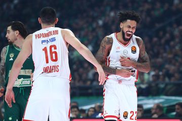 Ρεσιτάλ Ολυμπιακού στο πρώτο πεντάλεπτο στο ΟΑΚΑ (vid)