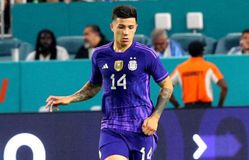 Άνετος και ωραίος ο Έντσο Φερνάντες με την φανέλα της Τσέλσι (vid)