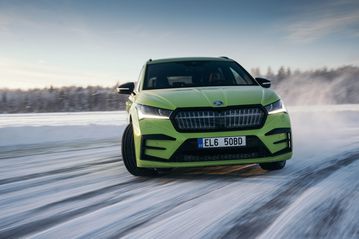 Πως έκανε ρεκόρ Γκίνες το Skoda Enyaq iV vRS (vid)