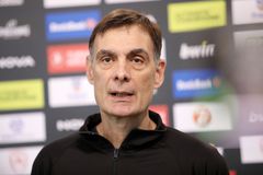 Μπαρτζώκας: «Στον Ολυμπιακό δεν αρκεί που κάνει καλές παραστάσεις» (vid)