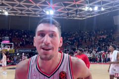 Η αποβραδίς «καλημέρα» του Λαρεντζάκη από το Μόναχο (vid)