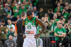 Η Ζαλγκίρις «έδειρε» τον Παναθηναϊκό και ο Έβανς τον έριξε στο καναβάτσο