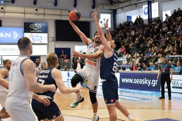 Απίθανη Μύκονος σόκαρε με Σκουλίδα στο φινάλε την Καρδίτσα και έκοψε εισιτήριο για το Final-8!