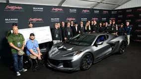 Αυτή η Chevrolet Corvette πουλήθηκε σε αστρονομική τιμή για καλό σκοπό