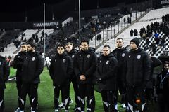 Συγκλονιστικές στιγμές στη Τούμπα: Το «αντίο» στους επτά αδικοχαμένους οπαδούς του ΠΑΟΚ (vid)