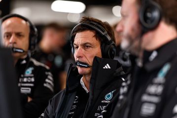 Η αιχμηρή απάντηση του Βολφ: «Συγκεντρωθείτε και διαβάστε τους κανονισμούς»