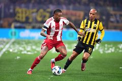 Η «έκρηξη» του Ηλιόπουλου και οι… ψύχραιμοι που προσπάθησαν να κρατήσουν τα αποδυτήρια