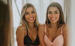 Ο Νεϊμάρ ζήτησε από μοντέλο του OnlyFans να κάνει τρίο με αυτήν και τη δίδυμη αδερφή της