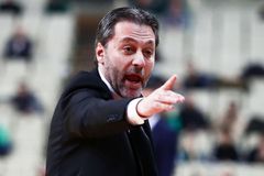 Σερέλης: «Πρέπει να αποφασίσουμε με ποιο ρόστερ θα πορευτούμε, στόχος μας το πρωτάθλημα»