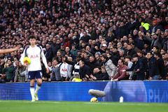 Βαριά «καμπάνα» της UEFA στην Τότεναμ για ρατσιστική συμπεριφορά των οπαδών της