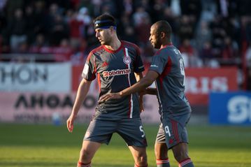 Η παρακάμερα του Ολυμπιακού από τις Σέρρες: Αυτόγραφα, ατμόσφαιρα και... επιστροφή Ελ Κααμπί (vid)