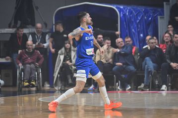 Σπουδαίος Τολιόπουλος, «ατσάλινη» Ελλάδα «άλωσε» το Μαυροβούνιο! (vids)