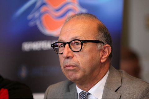 Ξέσπασμα από τον πρόεδρο της Ελλάς Σύρου: «Συνεχής ο πόλεμος που δέχεται η ομάδα μας»