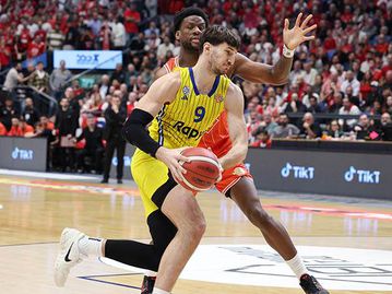 Στον «αέρα» το ντέρμπι ανάμεσα σε Μακάμπι και Χάποελ -  Τα δεδομένα και οι ευθύνες που ρίχνουν η μία στην άλλη