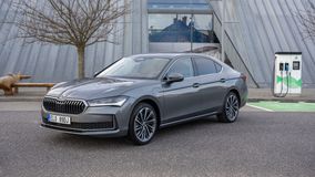 Πιο ισχυρός 1.5 TSI για το plug-in hybrid Skoda Superb
