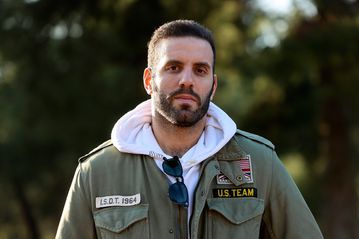 Ο Παππάς τρόλαρε τον Μπακογιάννη μετά την αποκάλυψη για την Πολιτεία του Πλάτωνα (vid)