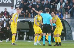 Νέα «πυρά» της ΑΕΚ: «Άθλια η διαιτησία του... ελίτ Κουλμπάκοφ»