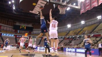 Ολυμπιακός - Καρδίτσα: Ο Γκάλινατ έκανε poster τον Παπανικολάου (vid)