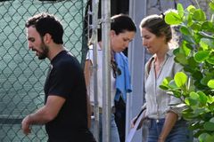 Η Ζιζέλ εθεάθη στο Μαϊάμι με τον νέο της σύντροφο (pic)