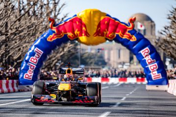 Το μονοθέσιο της Red Bull Racing έρχεται να ταρακουνήσει την Αθήνα