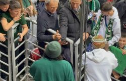 Απίθανοι Γκραντ και Φαρίντ μοίρασαν χαμόγελο σε μικρούς και μεγάλους φίλους του Παναθηναϊκού (vid)