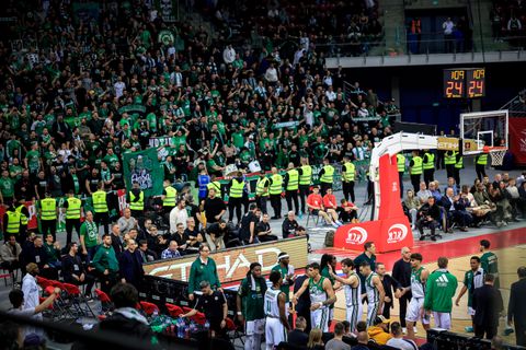 To ευχαριστώ του Παναθηναϊκού ΑΚΤΟR στον κόσμο! (pics)