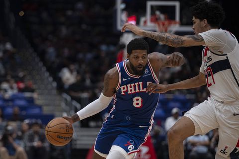 Ο Πολ Τζορτζ «βλέπει τον εαυτό του» στον rookie των Ουίζαρντς