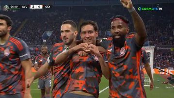 Τι κάνει ο Ολυμπιακός: 2-4 με την βοήθεια της τύχης ο Έσε (vid)