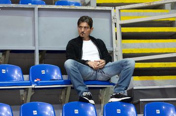 Πήρε θέση στην Χάλα Πιονίρ ο Γιαννακόπουλος για το Game 4 του Παναθηναϊκού με την Μακάμπι Τελ Αβίβ
