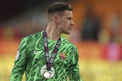 Ο Φλικ επιβεβαίωσε την επιστροφή του τερ Στέγκεν, έδωσε καλά νέα και για τον Λεβαντόφσκι