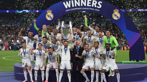 Η φιέστα της πρωταθλήτριας Ευρώπης Ρεάλ Μαδρίτης για την κατάκτηση του 15ου Champions League