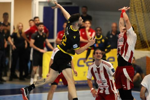 Θρίαμβος του Ολυμπιακού στην έδρα της ΑΕΚ και προβάδισμα για τον τίτλο
