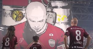 Το συγκινητικό αντίο του Ινιέστα στη Βίσελ Κόμπε (vid)